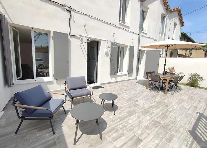 Maison Au Calme Avec Parking Proche Centre-Ville